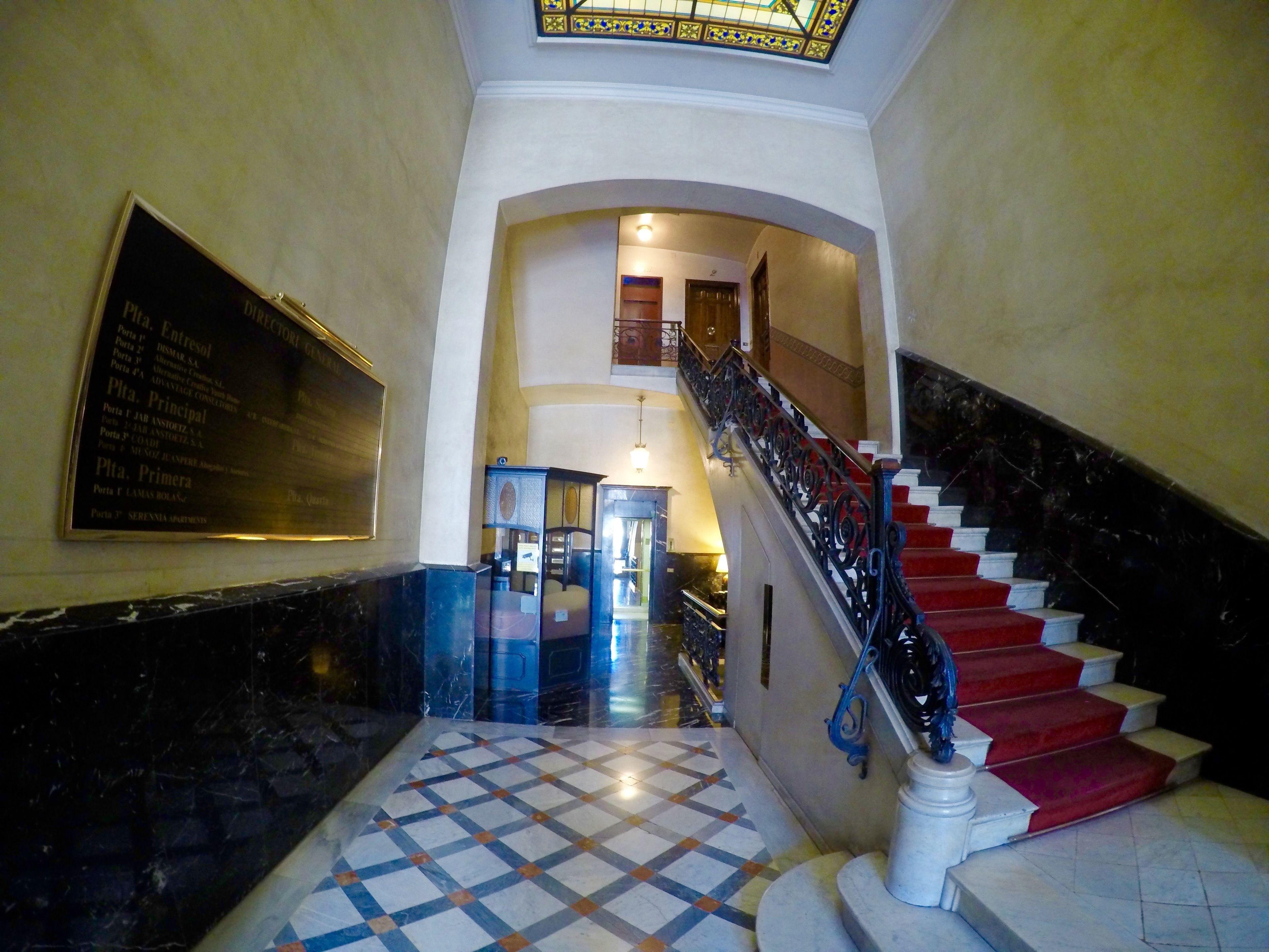 Alternative Creative Youth Hostel Barcelona — Foto 1